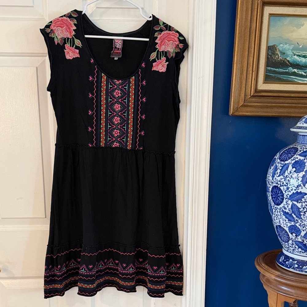 Women’s Johnny Was Black Tunic Dress with Pink & Green Floral Embroidery Size M - Picture 1 of 9